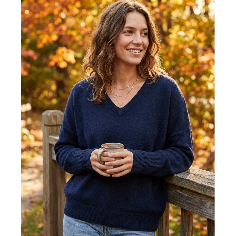 Garnet Hill Sweater Womens M Navy Blue Cashmere V-Neck Oversized Drop Shoulder